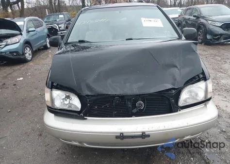 1999 Toyota Sienna Xle z USA, uszkodzony, nr VIN 4T3ZF13CXXU122324